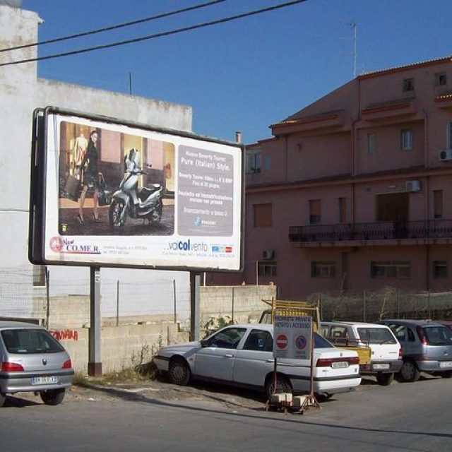 P004